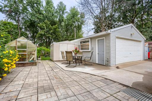 Detached Vinyl Shed & Greenhouse