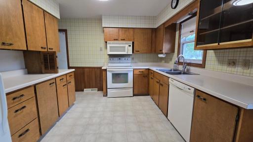 500 N Minnesota Street, Marshall, MN 56258