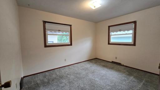 500 N Minnesota Street, Marshall, MN 56258
