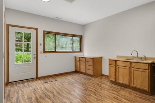 Flex room with walkout