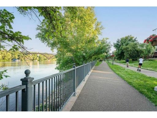 284 Spring Street, 305, Saint Paul, MN 55102