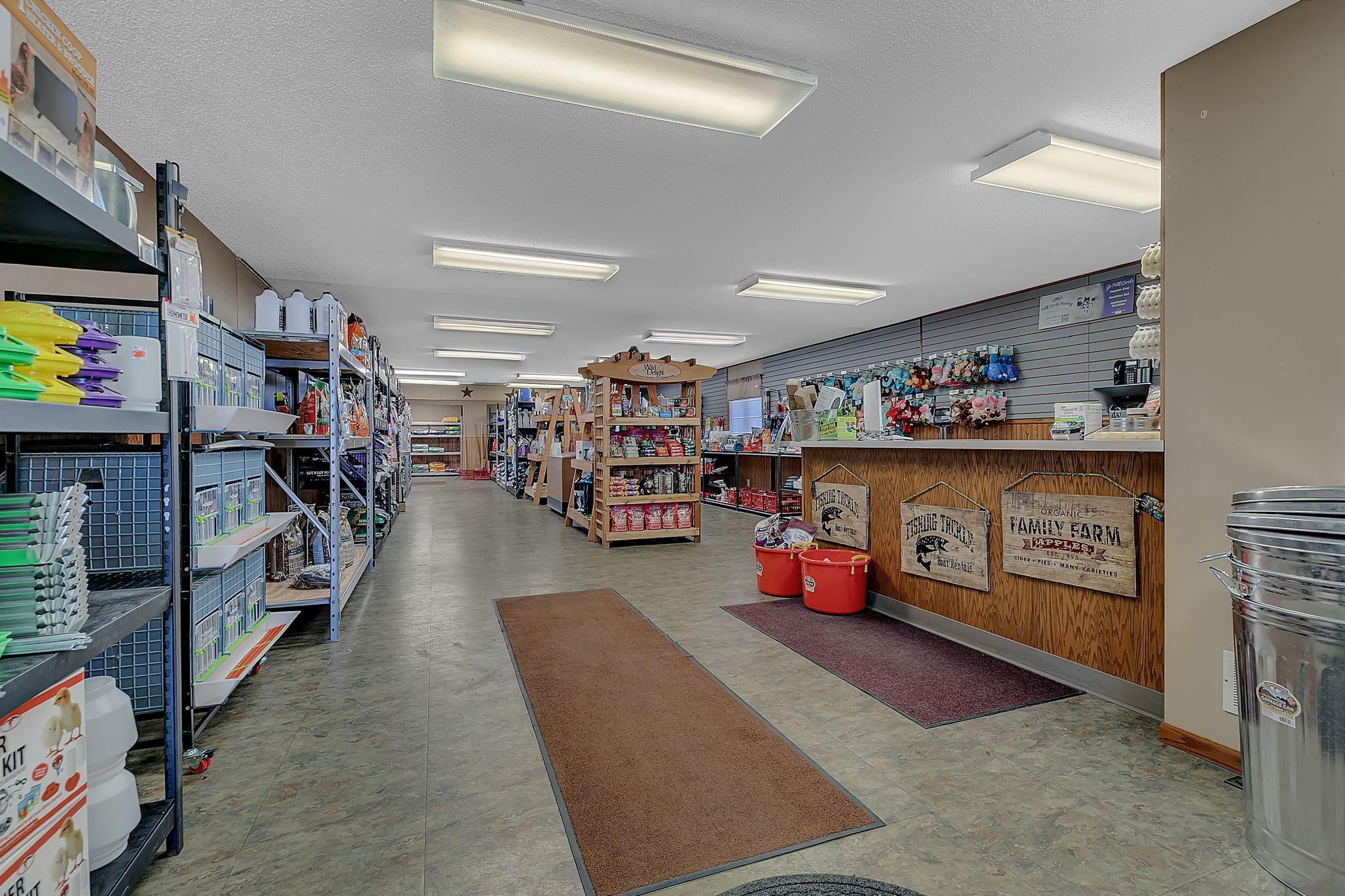 Very Neat and Well Kept 2700 sq ft