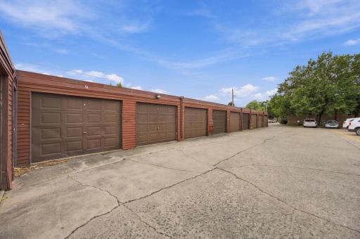 3108 5th Street S, 9, Moorhead, MN 56560