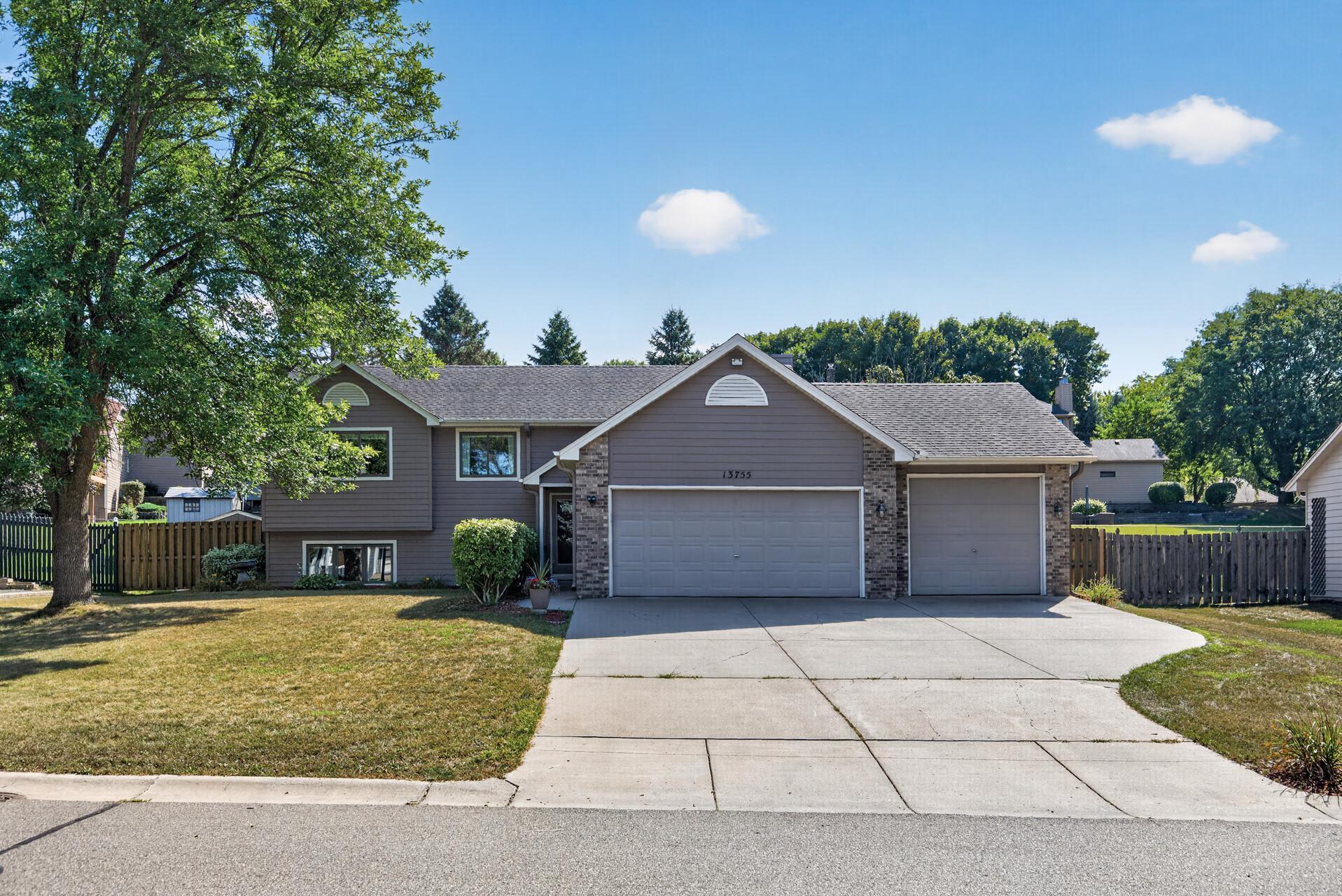 Property photo for 13755 94th Avenue N, Maple Grove, MN 55369