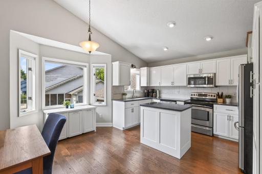 13755 94th Avenue N, Maple Grove, MN 55369
