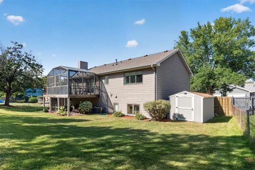 13755 94th Avenue N, Maple Grove, MN 55369