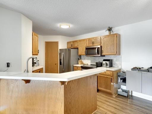 336 Gironde Court, Woodbury, MN 55125
