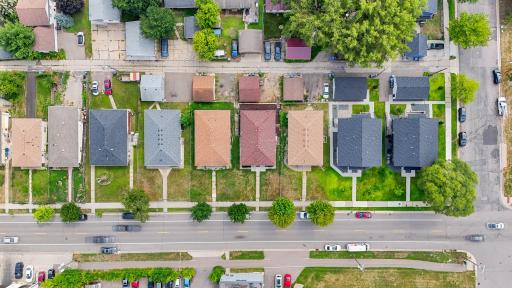 518_37th_Ave_NE_Minneapolis_MN_55421_USA_013.jpg