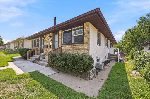 518_37th_Ave_NE_Minneapolis_MN_55421_USA_005.jpg
