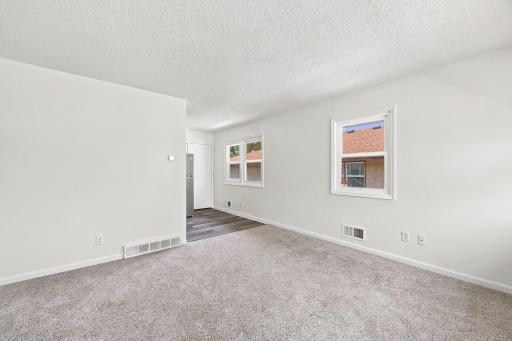 518 37th Avenue NE, Minneapolis, MN 55421