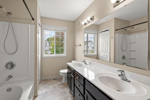 757 Willow Glen Drive, Buffalo, MN 55313
