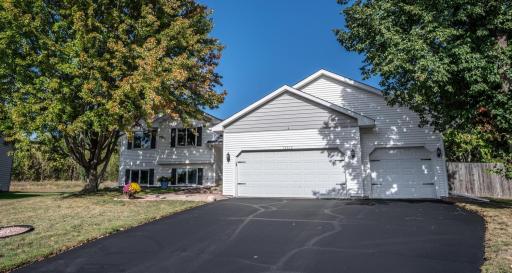 Welcome Home to 14512 Hollow Park Court!