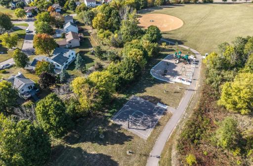 Nearby Hollows Park