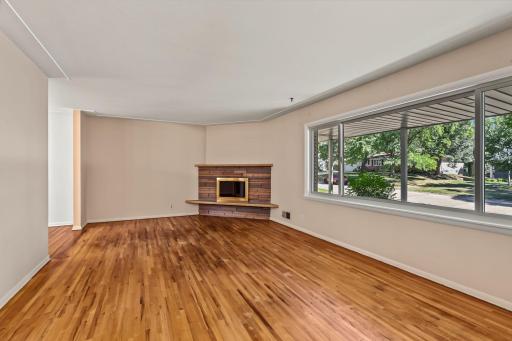 7220 W Shore Drive, Edina, MN 55435