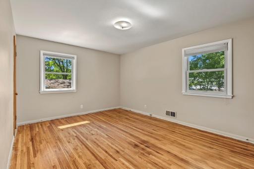 7220 W Shore Drive, Edina, MN 55435