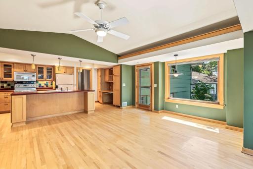 7220 W Shore Drive, Edina, MN 55435