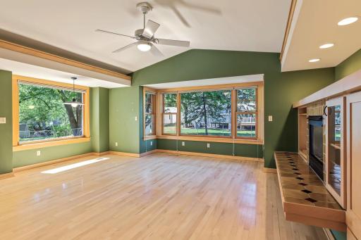 7220 W Shore Drive, Edina, MN 55435