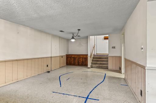 7220 W Shore Drive, Edina, MN 55435