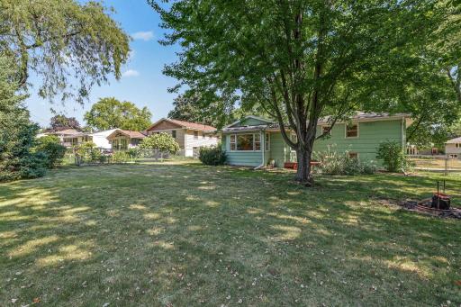7220 W Shore Drive, Edina, MN 55435