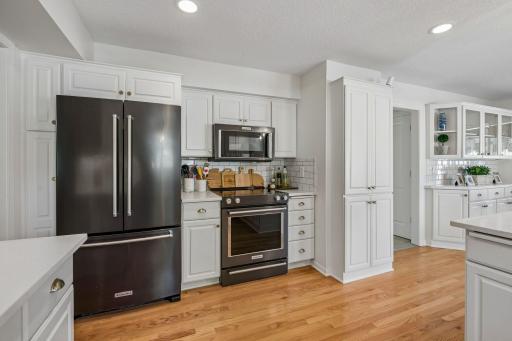 8722 Sandro Road, Bloomington, MN 55438