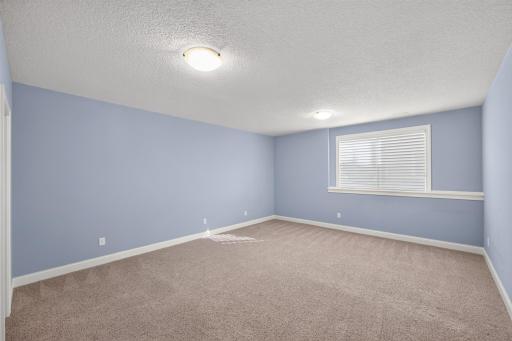 878 Diseworth Court NE, Byron, MN 55920