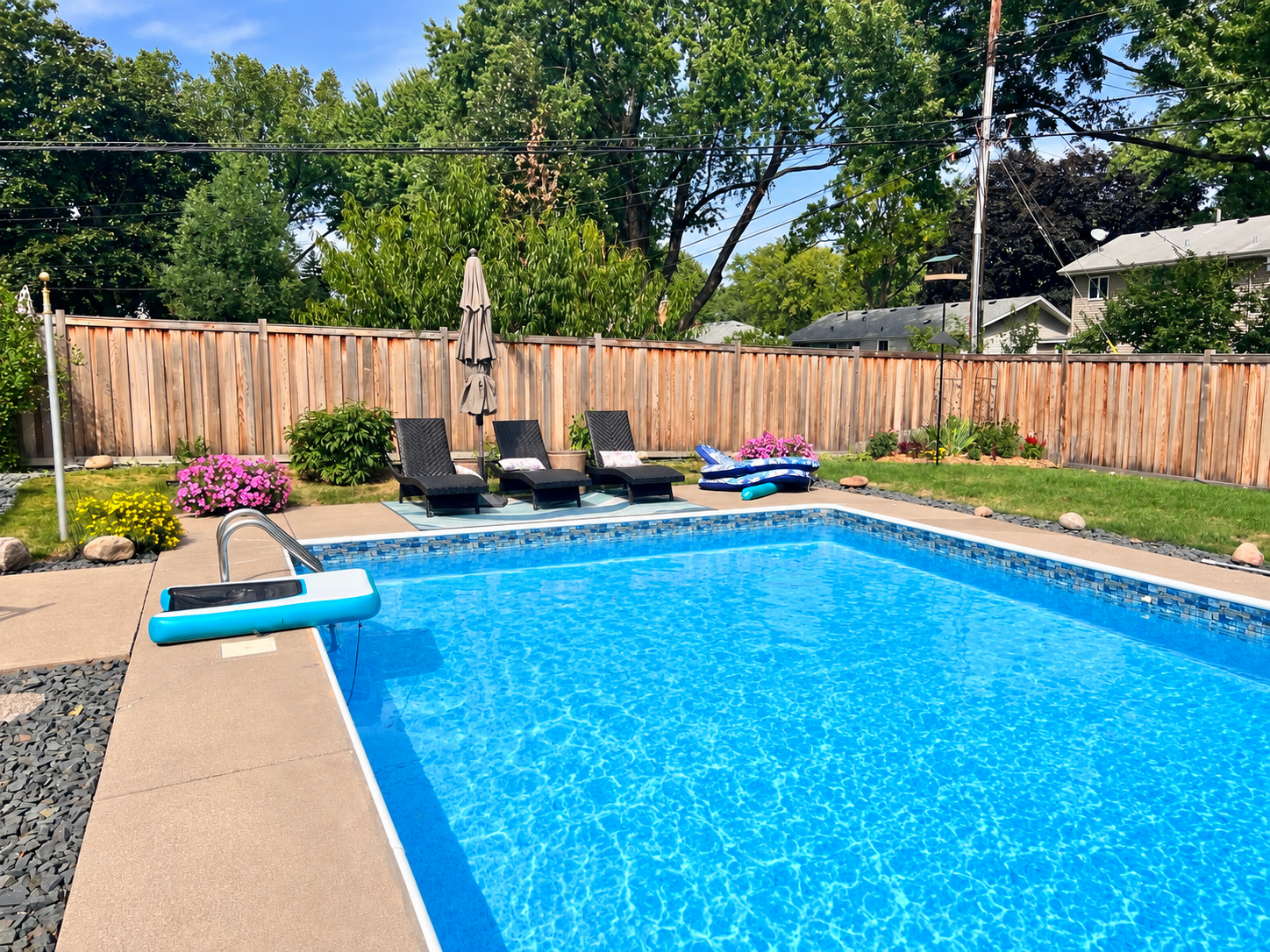 Your Sunny Backyard Pool Retreat!
