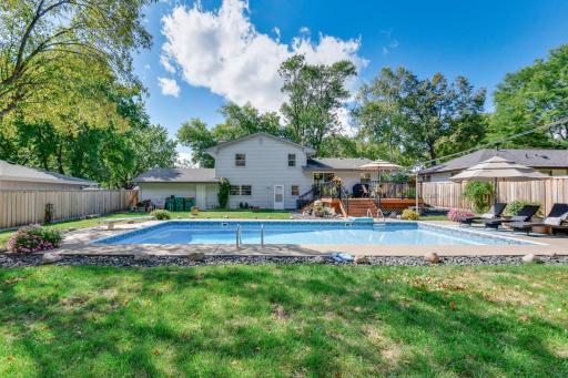 51-web-or-mls-4632-Oregon-Ave-N-51.jpg