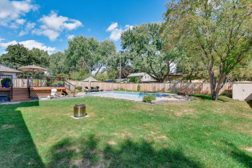 48-web-or-mls-4632-Oregon-Ave-N-48.jpg
