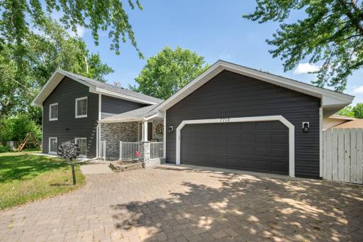 7712 N College Park Drive, Minneapolis, MN 55445