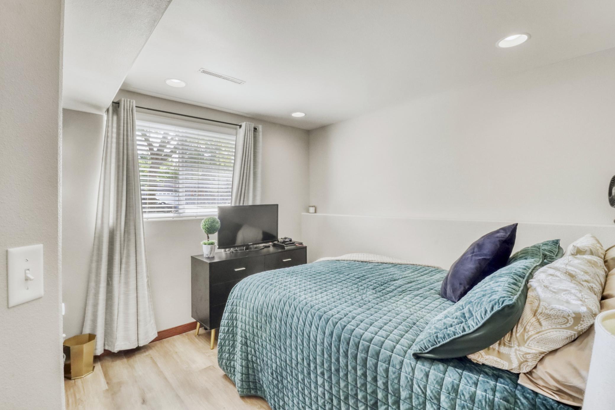 Basement Bedroom1_0.JPG
