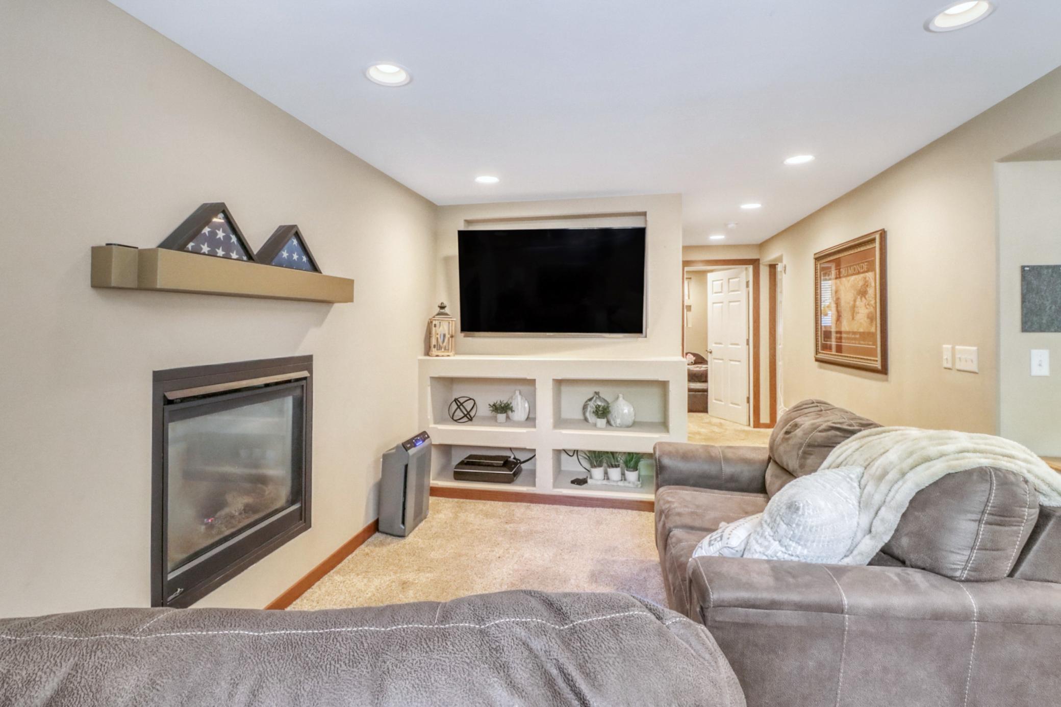 Basement Familyroom1_2.jpg