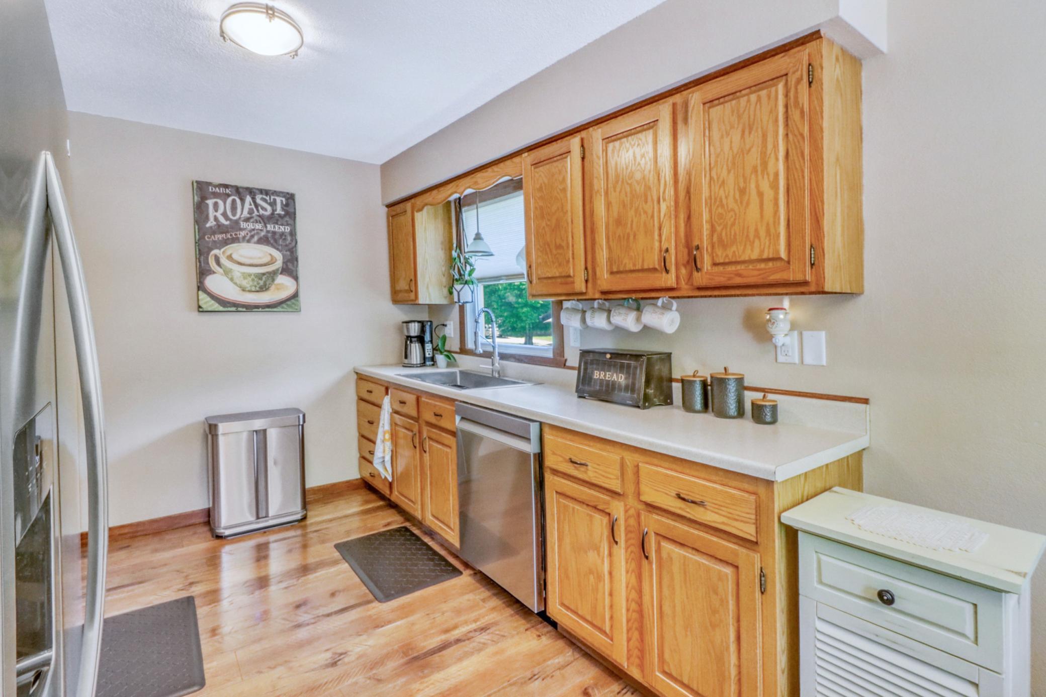 Kitchen1_2.jpg