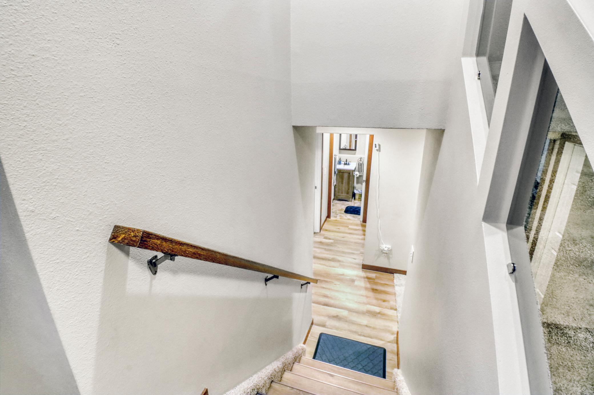 Stairway1_1.JPG