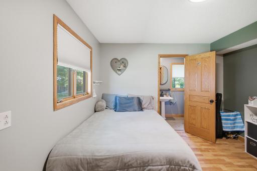 403 9th Avenue SW, Wells, MN 56097