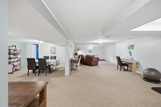 403 9th Avenue SW, Wells, MN 56097