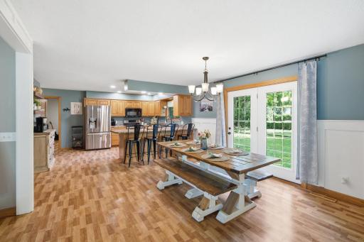 403 9th Avenue SW, Wells, MN 56097