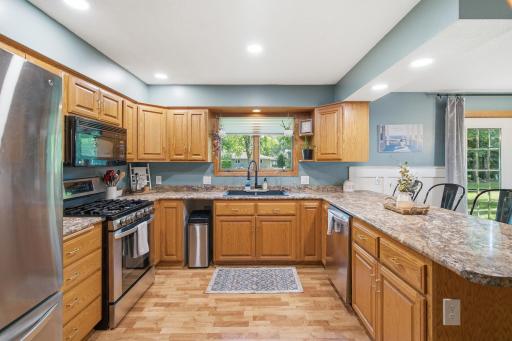 403 9th Avenue SW, Wells, MN 56097