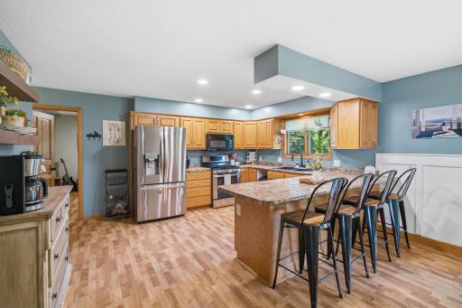 403 9th Avenue SW, Wells, MN 56097