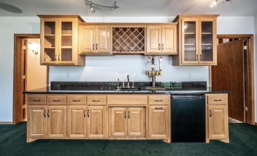 034-038-Wet Bar-1500x913.jpg
