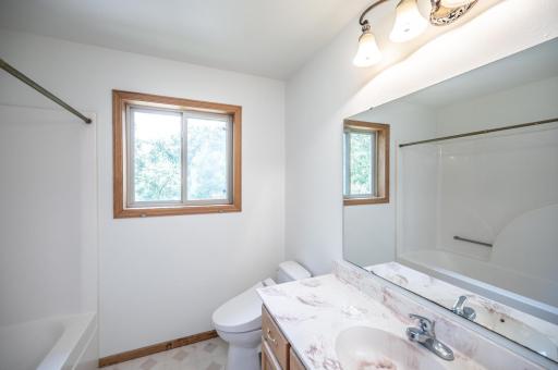 020-015-Primary Bath-1500x999.jpg