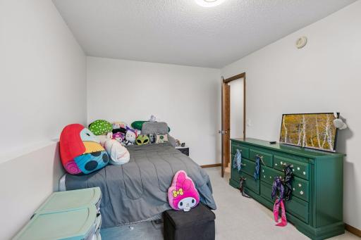 5855 W 140th Street, Savage, MN 55378