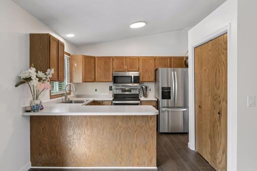 5855 W 140th Street, Savage, MN 55378
