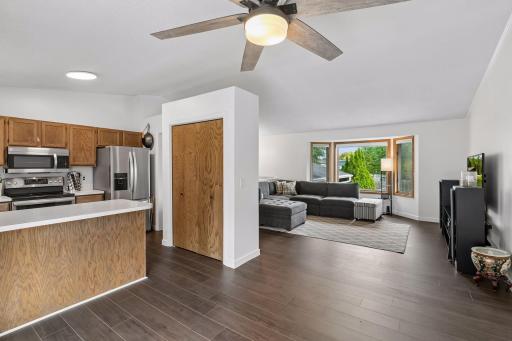 5855 W 140th Street, Savage, MN 55378