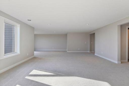6239 Harkness Lane S, Cottage Grove, MN 55016