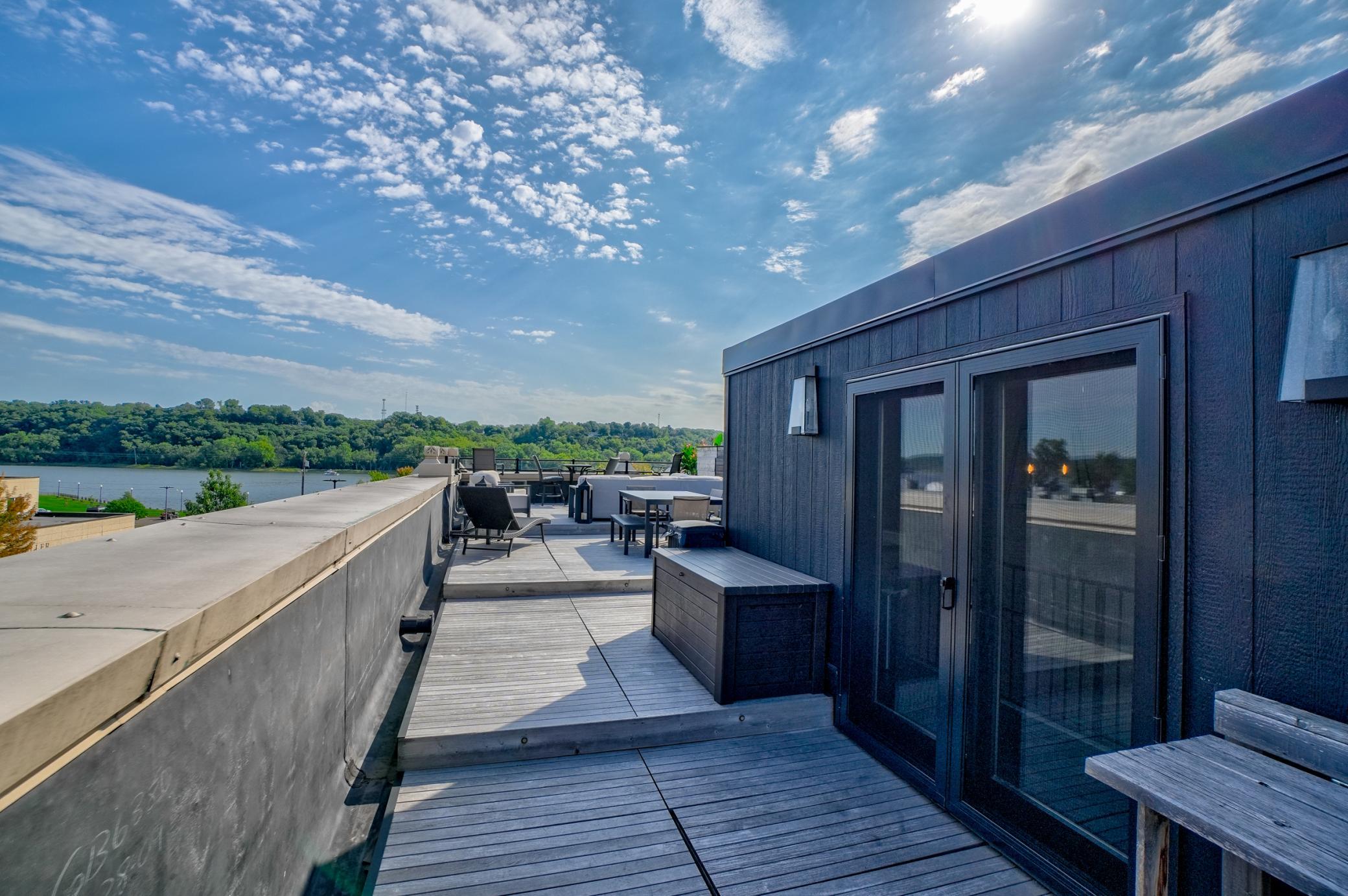 Rooftop Access From Apartment 1
