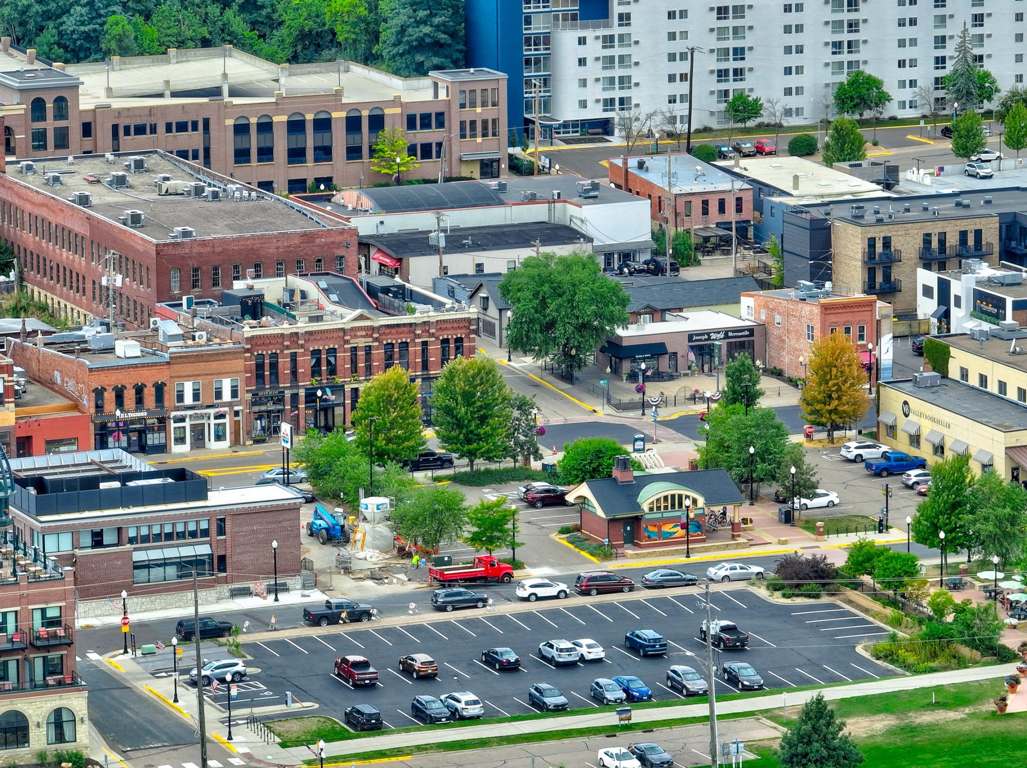 126 Main Street-100.jpg
