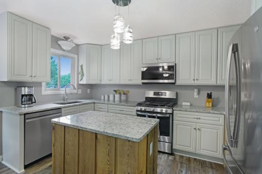 1239 Ruby Lane, Shakopee, MN 55379