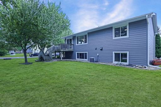 1239 Ruby Lane, Shakopee, MN 55379