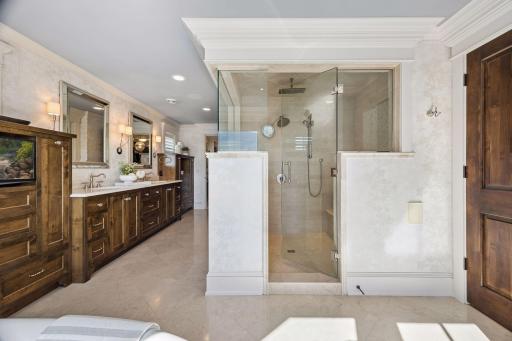 14291 Shady Beach Trail NE, Prior Lake, MN 55372