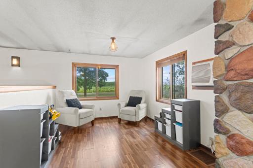 18-web-or-mls-7751 Airport Rd-25.jpg